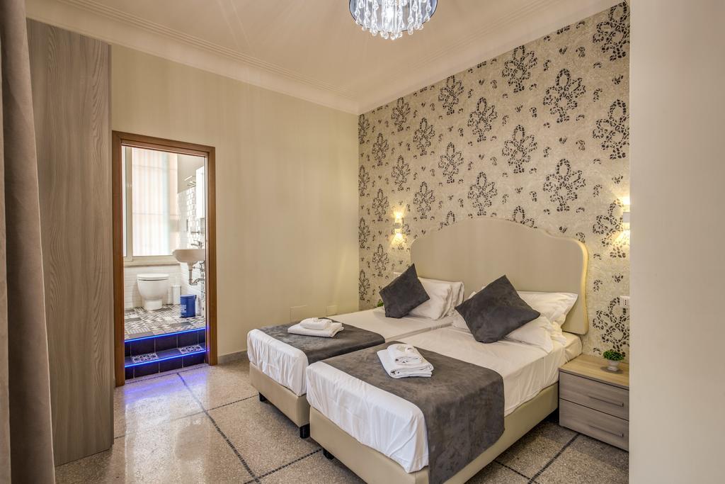 Готель Roma 41 Екстер'єр фото