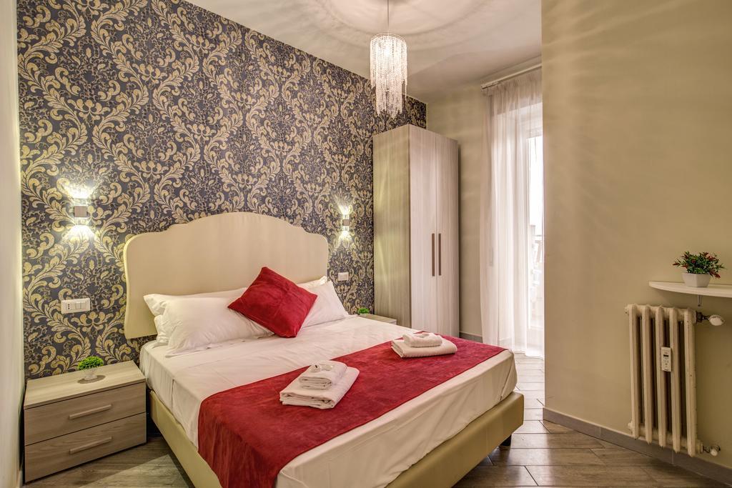 Готель Roma 41 Екстер'єр фото